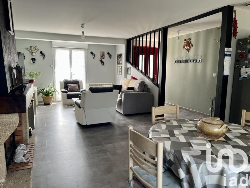 Maison - 98 m² - 5 pièces