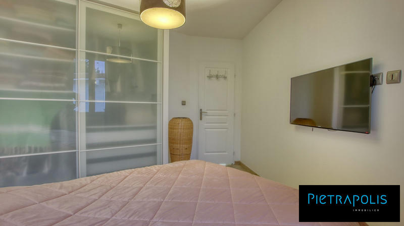 Appartement - 80 m² - 3 pièces