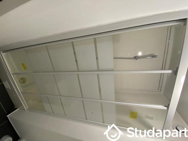 Chambre - 13 m² - 1 pièce