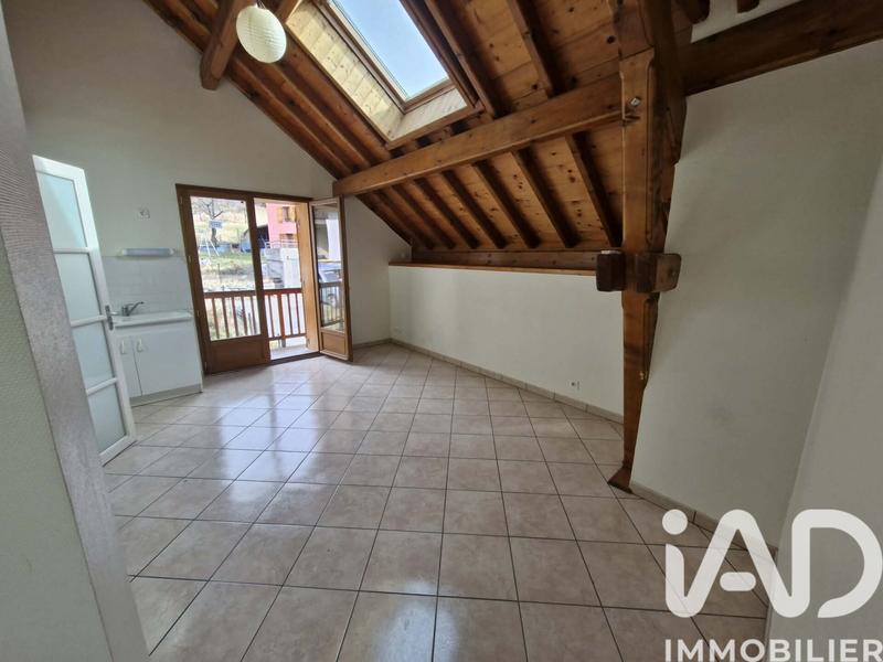 Maison - 98 m² - 5 pièces