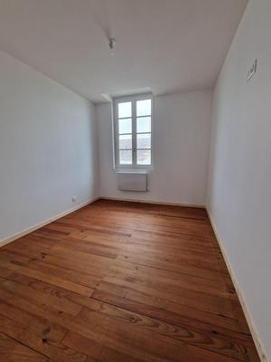 Maison - 350 m² - 14 pièces