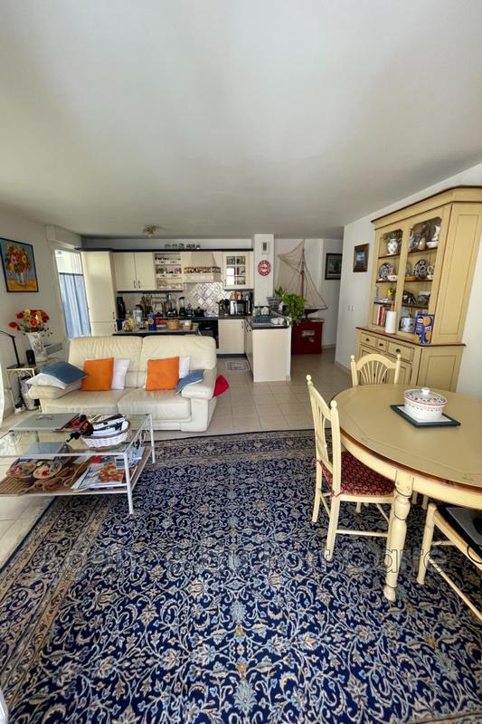 Appartement - 80 m² - 3 pièces