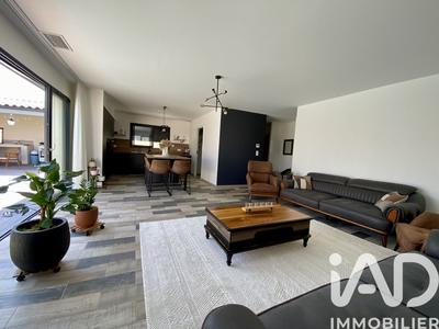 Maison - 125 m² - 5 pièces