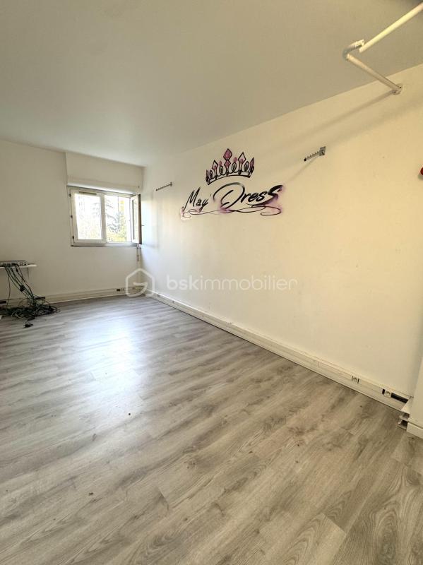 Local commercial - 159 m² - 5 pièces