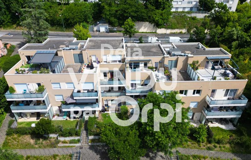 Appartement - 60 m² - 3 pièces