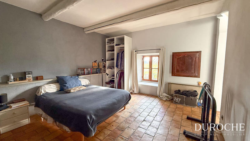 Mas - 318 m² - 11 pièces