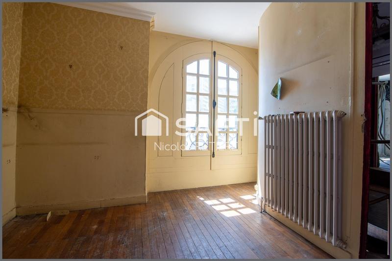 Local commercial - 233 m² - 6 pièces