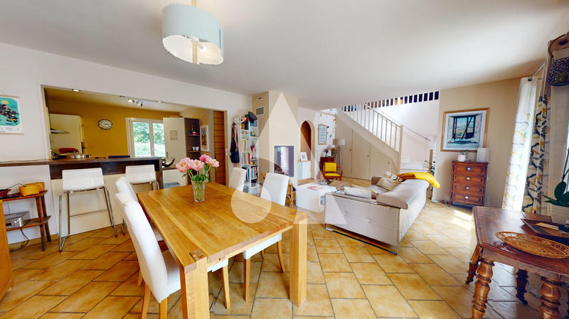 Maison - 150 m² - 7 pièces