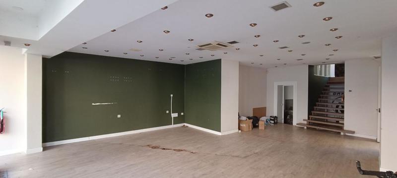 Immeuble - 211 m² - 6 pièces