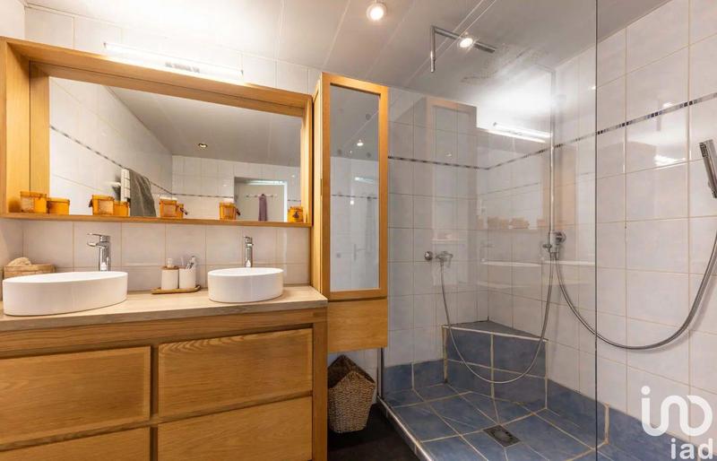 Appartement - 157 m² - 5 pièces