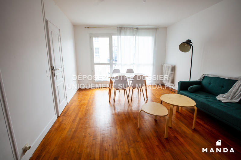 Chambre - 9 m² - 4 pièces