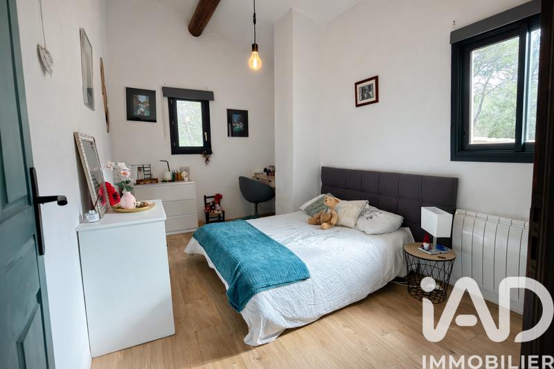 Maison - 272 m² - 10 pièces