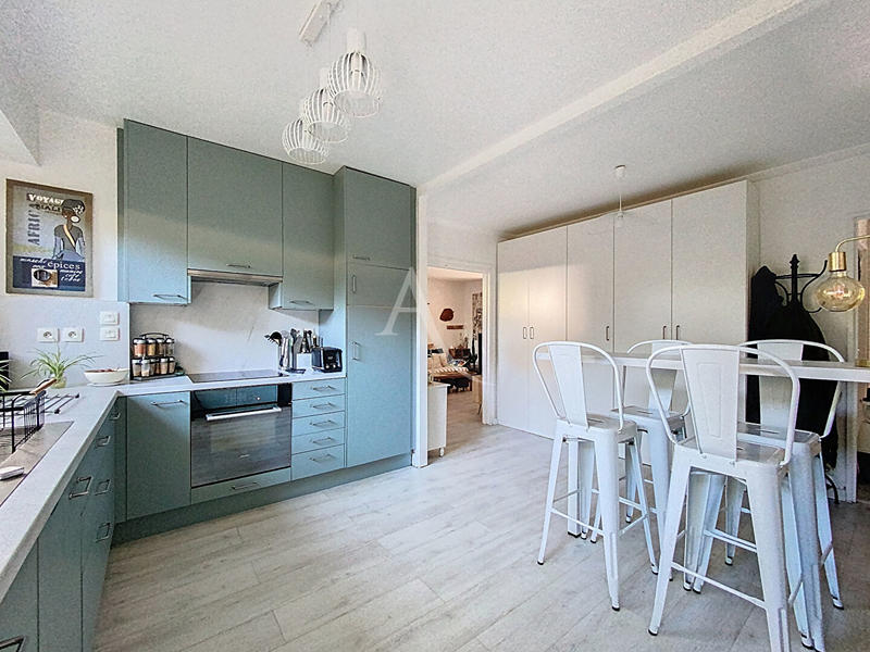 Appartement - 76 m² - 3 pièces