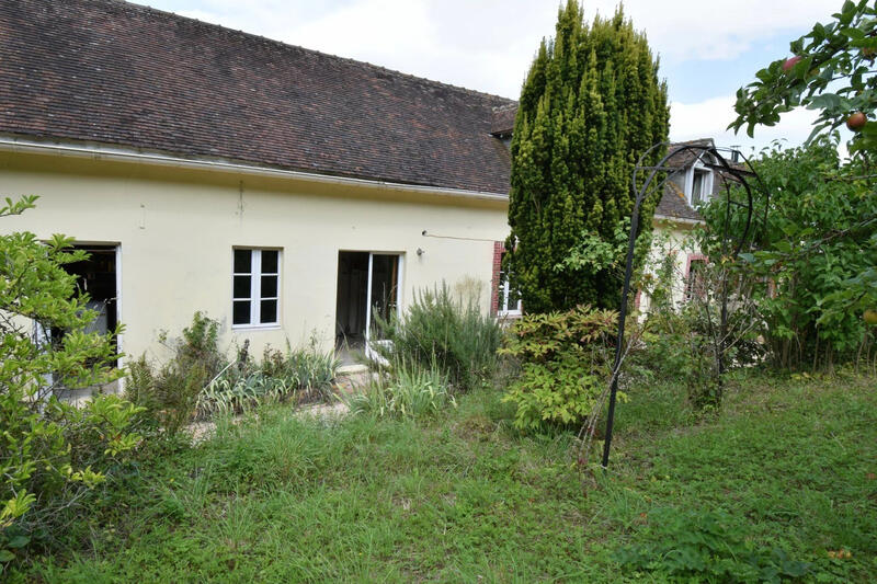 Maison - 90 m² - 5 pièces