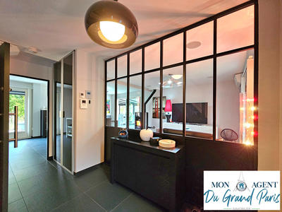 Maison - 192 m² - 8 pièces