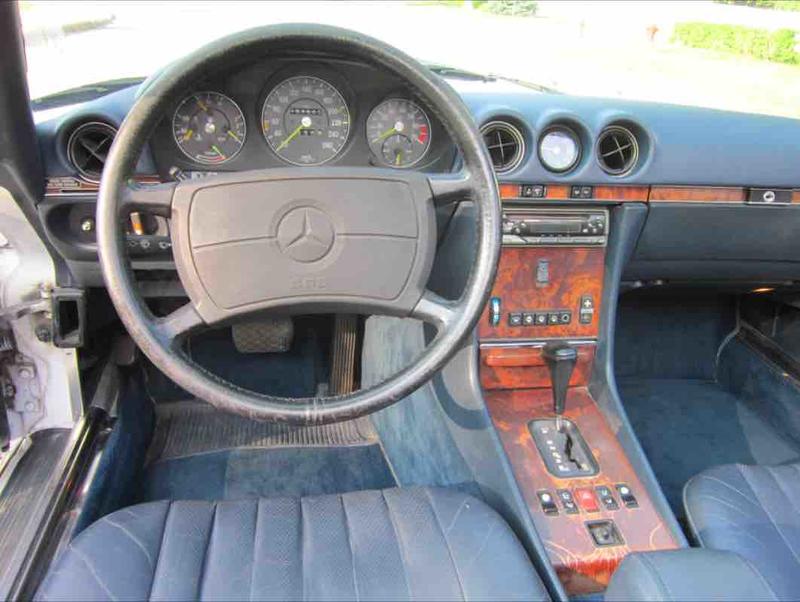 Mercedes 560 Sl R107