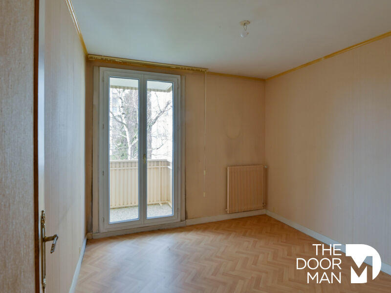 Appartement - 97 m² - 4 pièces