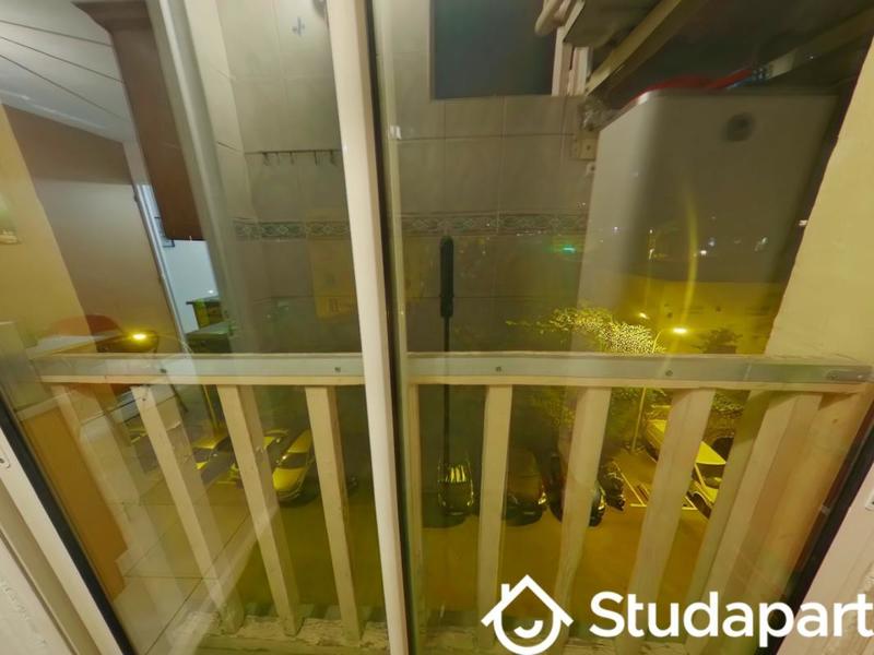 Chambre - 9 m² - 1 pièce