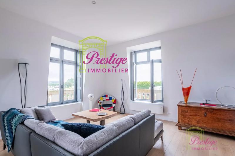 Appartement - 94 m² - 4 pièces