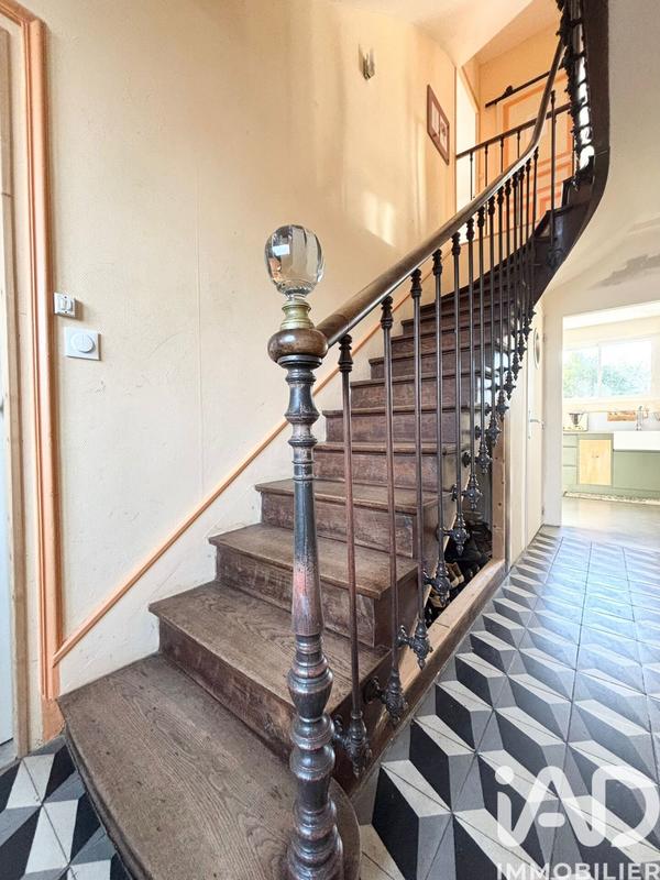 Maison - 170 m² - 8 pièces