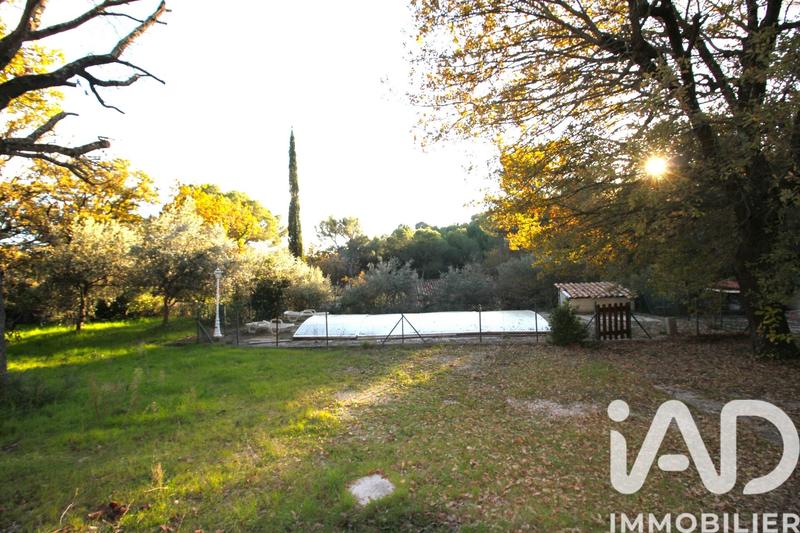 Maison - 198 m² - 6 pièces