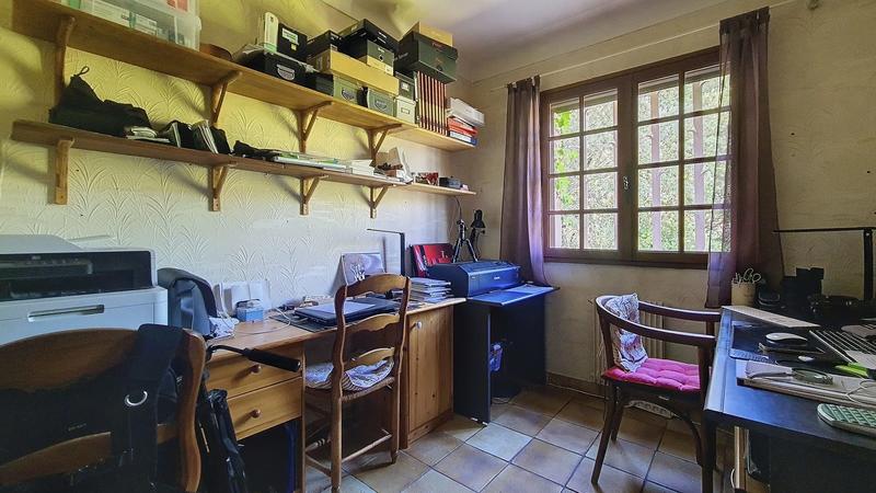 Maison traditionnelle - 169 m² - 6 pièces