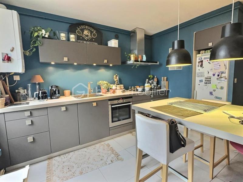 Appartement - 83 m² - 4 pièces