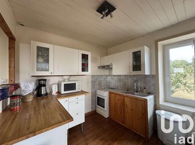 Maison - 98 m² - 4 pièces