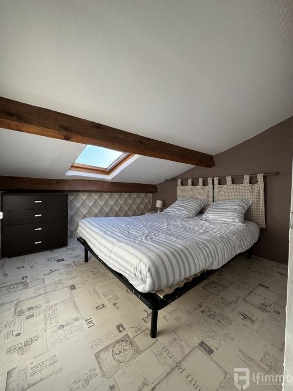 Maison - 90 m² - 6 pièces