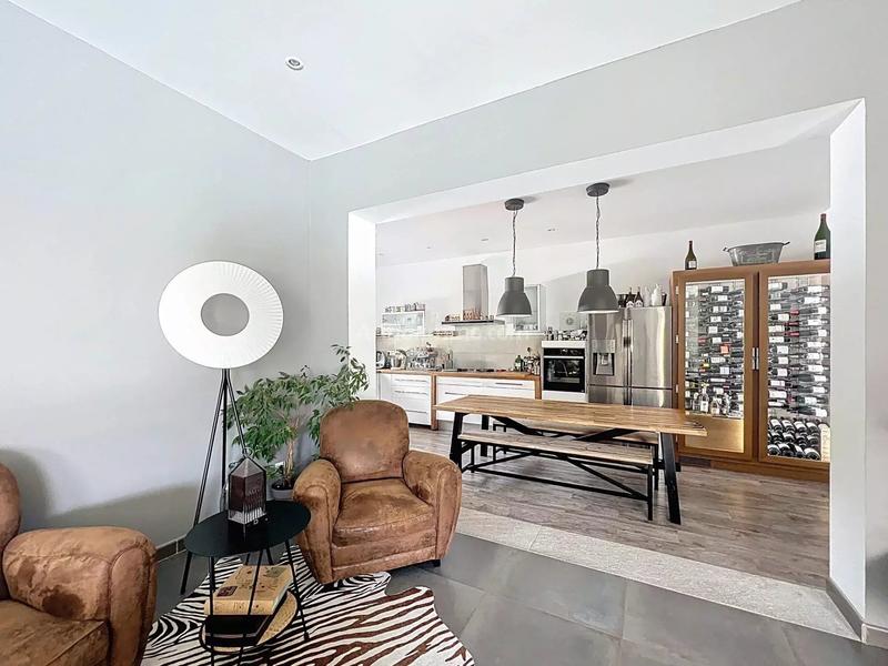 Maison - 165 m² - 5 pièces