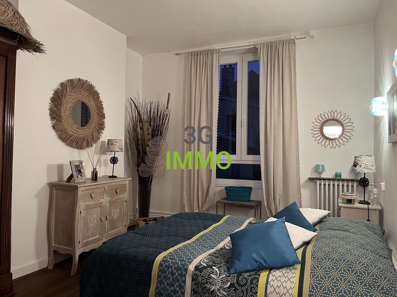 Immeuble - 185 m² - 6 pièces