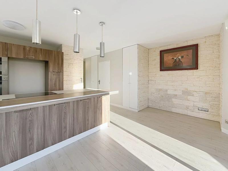 Appartement - 79 m² - 3 pièces