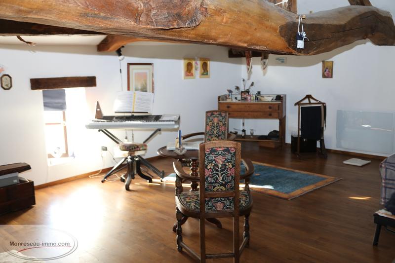 Propriété - 250 m² - 9 pièces