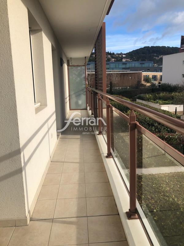 Appartement - 64 m² - 3 pièces