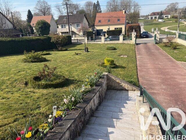 Maison - 170 m² - 8 pièces