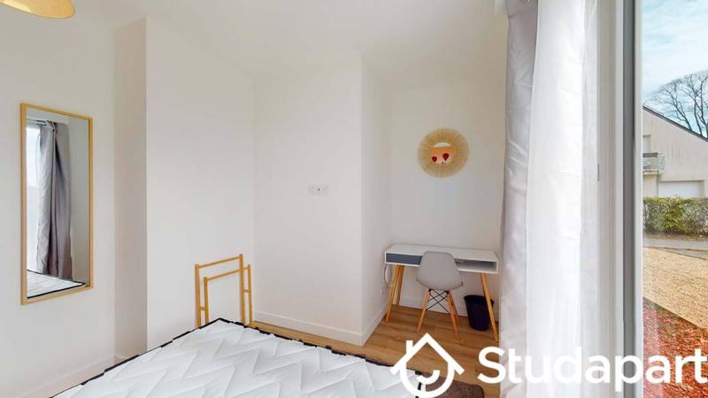 Chambre - 10 m² - 1 pièce