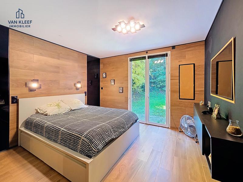 Appartement - 102 m² - 3 pièces