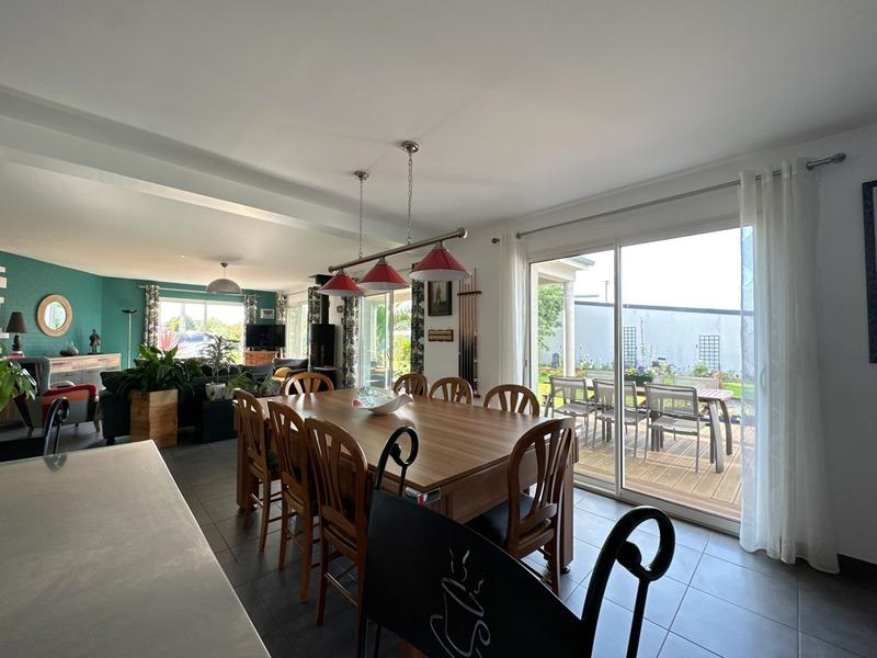 Maison - 146 m² - 7 pièces