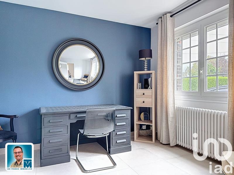 Maison - 237 m² - 9 pièces