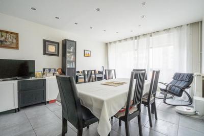 Appartement - 98 m² - 5 pièces