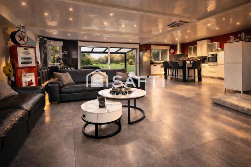 Maison - 140 m² - 6 pièces