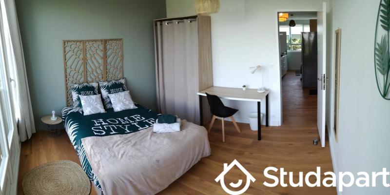 Chambre - 13 m² - 1 pièce