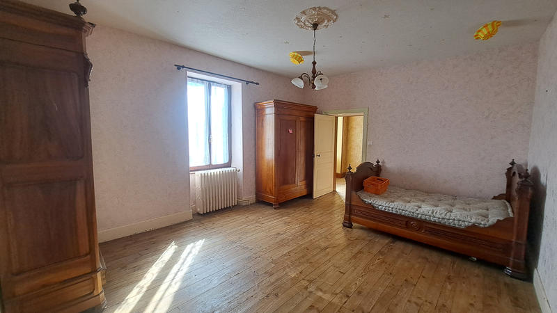 Maison - 172 m² - 10 pièces