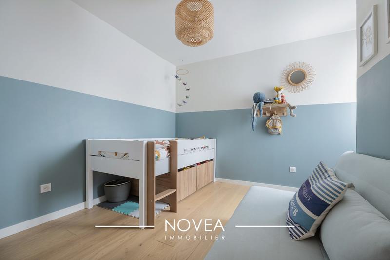 Appartement - 101 m² - 4 pièces