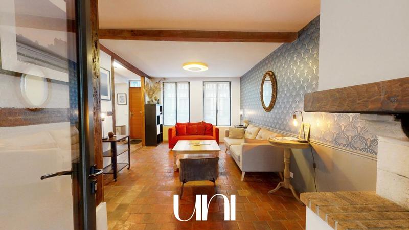 Propriété - 260 m² - 10 pièces