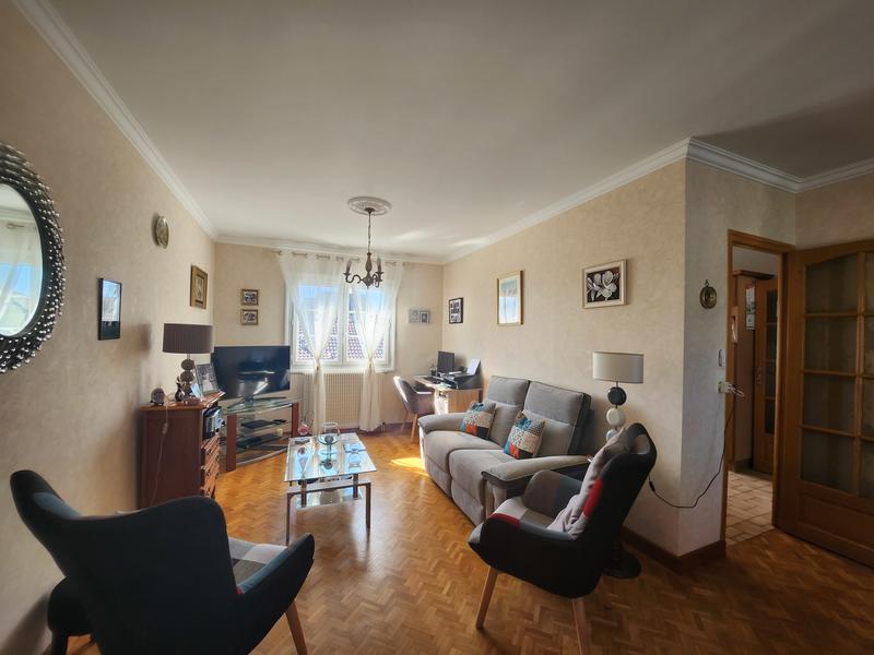 Maison - 103 m² - 5 pièces