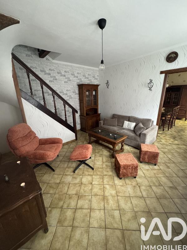 Maison - 90 m² - 6 pièces