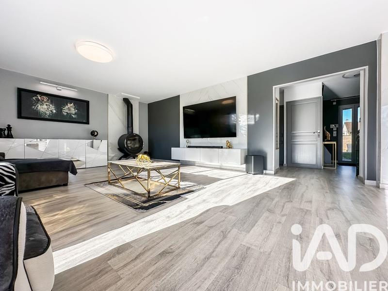 Maison de maîtres - 190 m² - 8 pièces