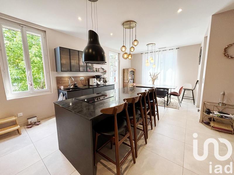 Maison - 170 m² - 6 pièces