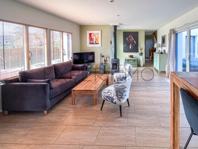 Propriété - 140 m² - 5 pièces